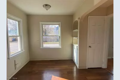 12113 Wayland Avenue, Loveland, OH 44111 - Photo 8