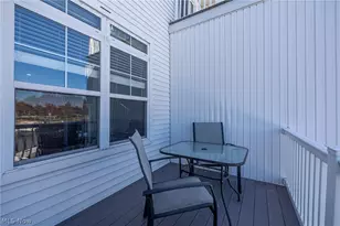 308 E Marina Pkwy, Lorain, OH 44052 - Photo 22