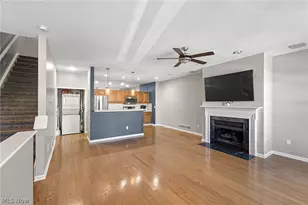 308 E Marina Pkwy, Lorain, OH 44052 - Photo 4