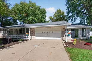 12377 Weygandt St NW, North Lawrence, OH 44614 - Photo 2