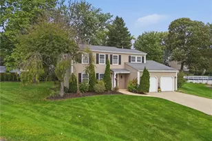 5224 Oakbriar Cir NE, Canton, OH 44705 - Photo 4
