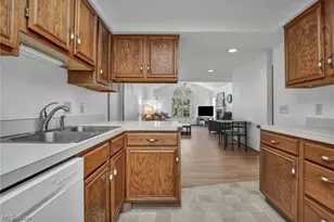7780 Brittanny Dr NE, North Canton, OH 44720 - Photo 4