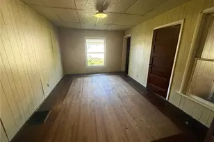 22203 Main St, West Lafayette, OH 43845 - Photo 2