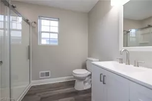 1716 Robindale St, Wickliffe, OH 44092 - Photo 14