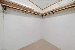1233 Monterey Blvd NW, North Canton, OH 44720 - Photo 14