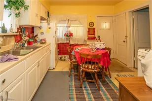 2354 21st St NE, Canton, OH 44705 - Photo 6