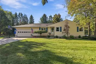 656 N Hidden Valley Rd, Cuyahoga Falls, OH 44223 - Photo 4