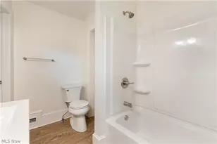156 E Mapledale Ave, Akron, OH 44301 - Photo 18