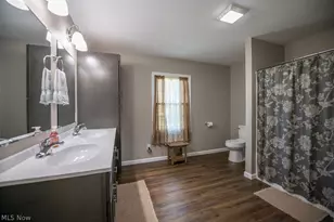 4033 W State St, New Philadelphia, OH 44663 - Photo 32