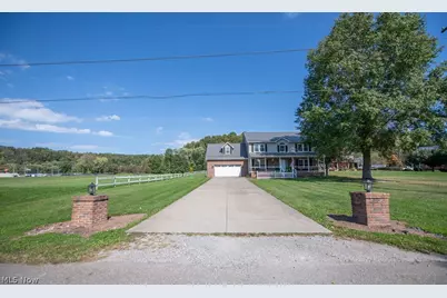 4033 W State Street, New Philadelphia, OH 44663 - Photo 2