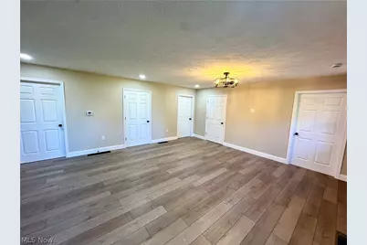 155 E Spring Street, Cadiz, OH 43907 - Photo 6