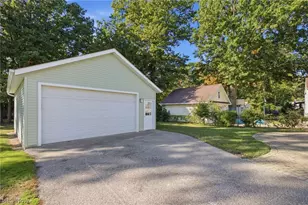 4276 Grove Ave, Willoughby, OH 44094 - Photo 34