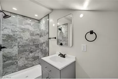 12813 Angelus Avenue, Loveland, OH 44105 - Photo 26