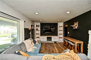 180 Davenport Ave, Akron, OH 44312 - Photo 4