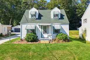 3735 Yale Ave NW, Canton, OH 44709 - Photo 1