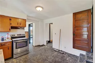 1226 Logan Ave NW, Canton, OH 44703 - Photo 6