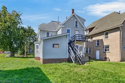 1226 Logan Avenue NW, Canton, OH 44703 - Photo 2