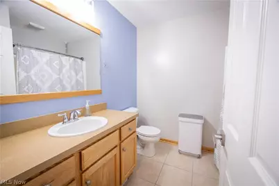 10465 Carrousel Woods Drive, New Middletown, OH 44442 - Photo 18
