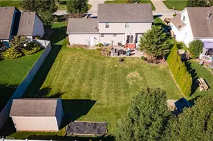 10465 Carrousel Woods Dr, New Middletown, OH 44442 - Photo 34