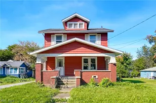 1649 Gibbs Ave NE, Canton, OH 44705 - Photo 1