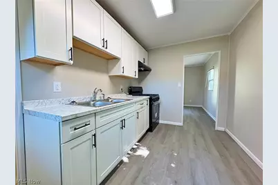 3742 Gary Avenue, Lorain, OH 44055 - Photo 10