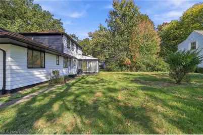 2131 Newbury Drive, Loveland, OH 44112 - Photo 6