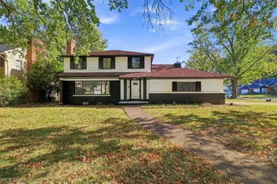2131 Newbury Drive, Loveland, OH 44112 - Photo 2