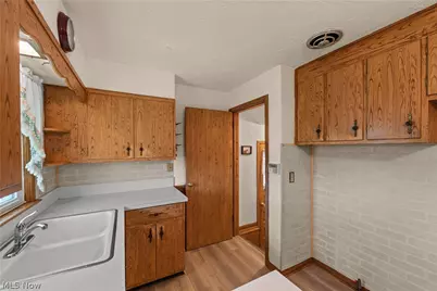 3250 Pole Avenue, Lorain, OH 44053 - Photo 8