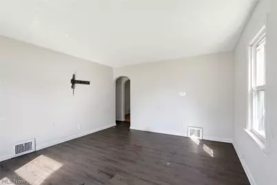703 14th Street NE, Canton, OH 44714 - Photo 4