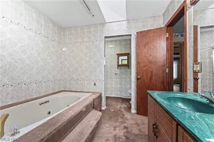 3626 Antoinette Dr, Cuyahoga Falls, OH 44223 - Photo 40