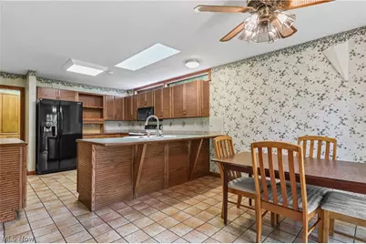 3626 Antoinette Drive, Cuyahoga Falls, OH 44223 - Photo 14