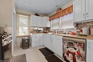 1887 W Beech St, Alliance, OH 44601 - Photo 6