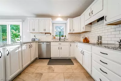 3453 Barrington Drive, Avon, OH 44011 - Photo 8