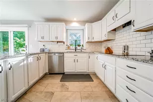 3453 Barrington Dr, Avon, OH 44011 - Photo 8
