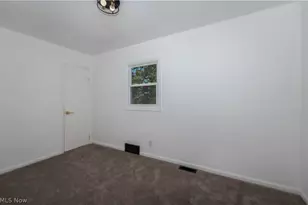 11829 Marlboro Ave NE, Alliance, OH 44601 - Photo 20