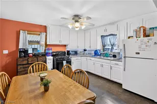 324 Parkway Blvd, Alliance, OH 44601 - Photo 12