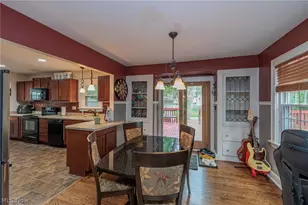 1949 Auten Dr, Akron, OH 44320 - Photo 6