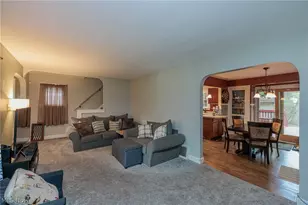 1949 Auten Dr, Akron, OH 44320 - Photo 8