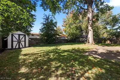 4812 Briarwood Drive, Lorain, OH 44053 - Photo 34