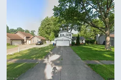 4812 Briarwood Drive, Lorain, OH 44053 - Photo 38