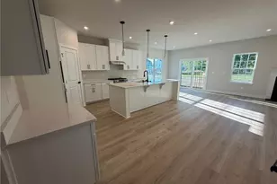 36044 Bridge Hampton Ln, North Ridgeville, OH 44039 - Photo 2