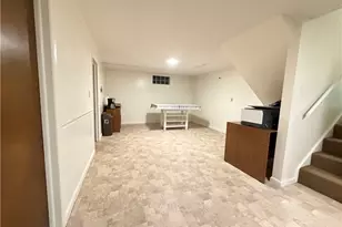 430 Hazelwood Dr SW, New Philadelphia, OH 44663 - Photo 26