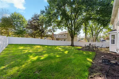 6945 Ponteberry Street NW, Canton, OH 44718 - Photo 6