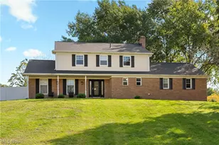 6945 Ponteberry St NW, Canton, OH 44718 - Photo 1