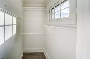2015 Baxterly Ave, Oakwood, OH 44107 - Photo 32