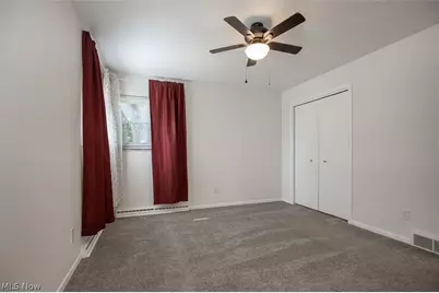 634 N Hawkins Avenue, Akron, OH 44313 - Photo 14