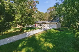 1745 Orchard Dr, Akron, OH 44333 - Photo 2
