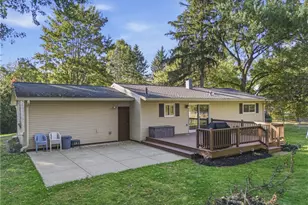 1745 Orchard Dr, Akron, OH 44333 - Photo 28