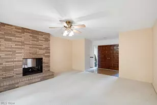 5851 Mills Creek Ln, North Ridgeville, OH 44039 - Photo 4
