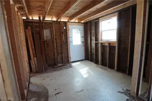 4149 Arrel Rd, Youngstown, OH 44514 - Photo 6